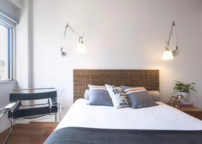 Liberdade&design-2 Bedroom Apartment, Marquês Pombal Apartamento *
