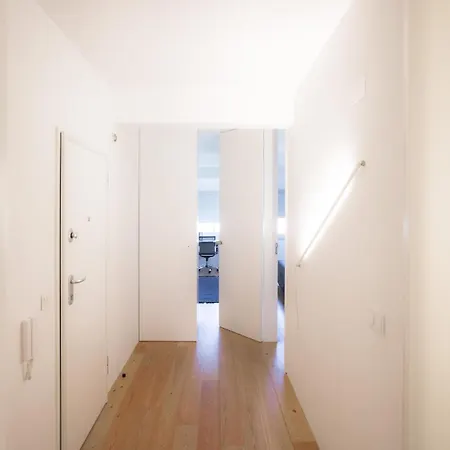 Contemporary Avenida Da Liberdade 아파트 *
