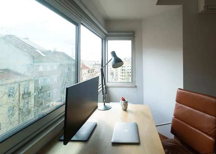Design In Liberdade - 2 Bedroom Apartment, Marques Pombal *
