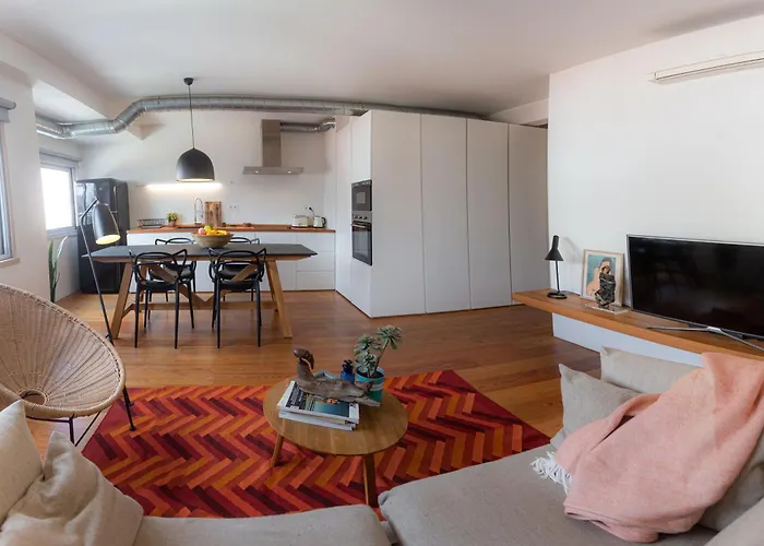 Design In Liberdade - 2 Bedroom Apartment, Marques Pombal * Lisboa