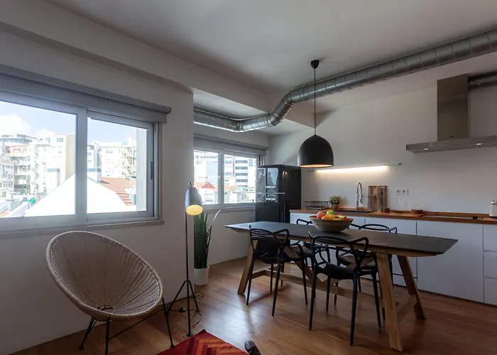 Design In Liberdade - 2 Bedroom Apartment, Marques Pombal