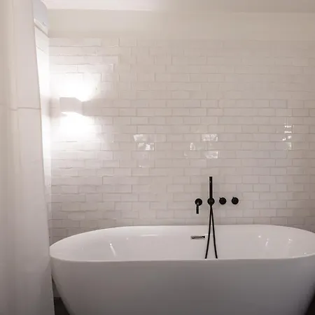 Avenida Da Liberdade - Center - 2 Bedrooms * ליסבון